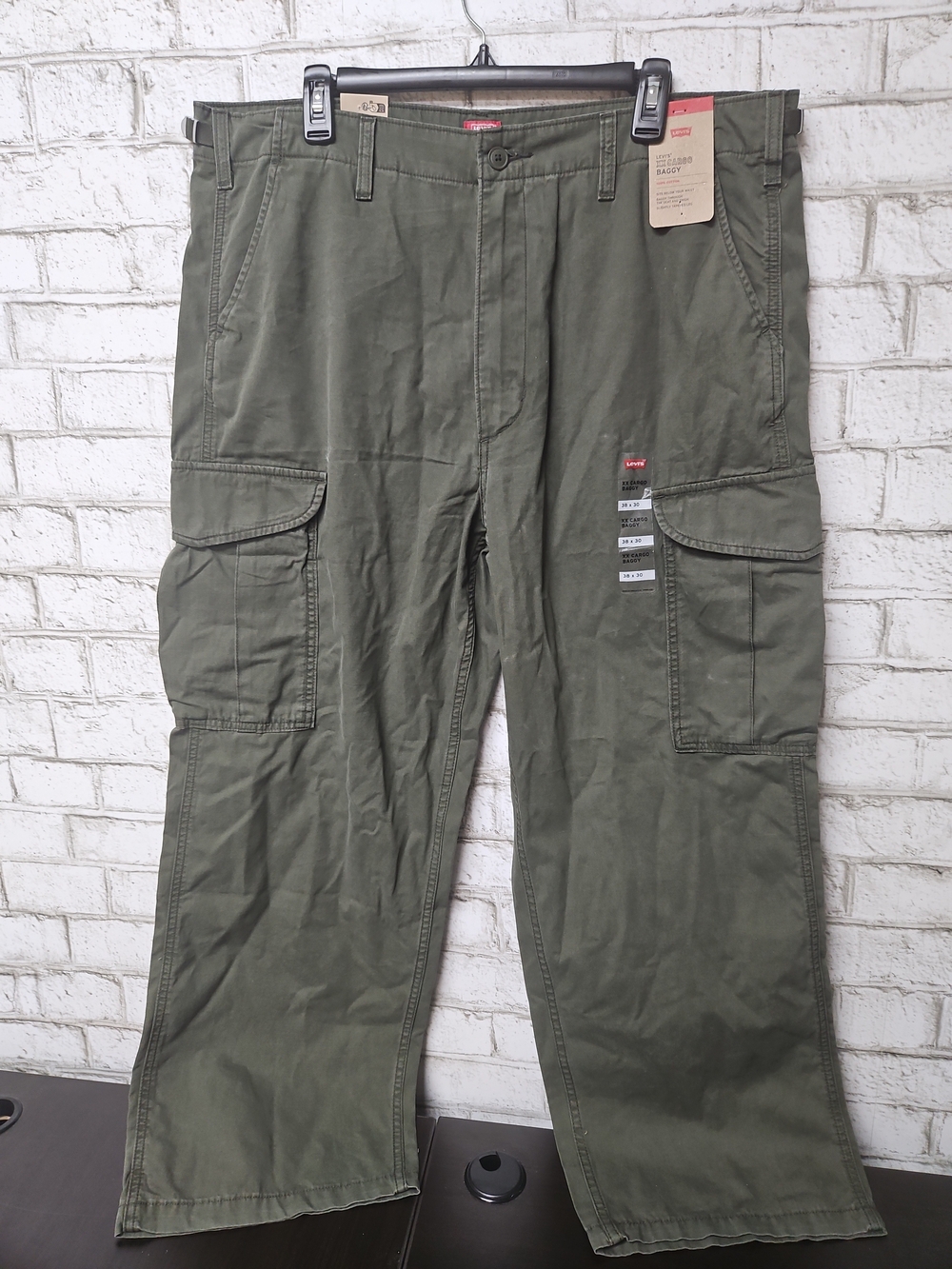 Levi's Men's XX Cargo Baggy Olive Green Cargo Pants Size 38x30 NWT